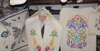 (Özel Haber) Yarım Asırdır Ekmeğini Keçeden Kazanıyor