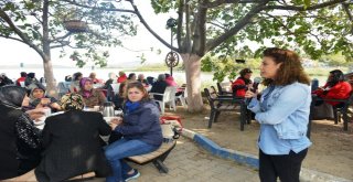 Kadınlardan Gölyazı Çıkarması