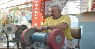 Bıçakçıların Bayram Mesaisi Başladı