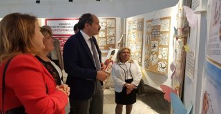 Öğrenciler Eserlerini Cumhuriyet İçin Sergiledi