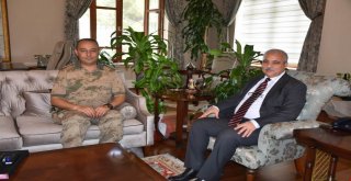 Kırkağaç Garnizon Komutanı Selden Vali Güvençere Ziyaret