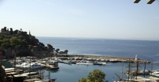 Antalyada 5,2 İle Sallandı