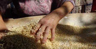 Bu Köyde Kuskus Kadınların Geçim Kapısı Oldu