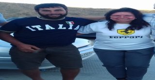 Rus Çift Karadenizin Ortasında Günlerce Mahsur Kaldı