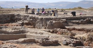 Anadolu Kadınları ‘Anadolunun Tarihini Gün Yüzüne Çıkarıyor