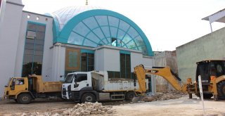 Osmangazi Camilerin Çevrelerini Güzelleştiriyor