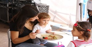 İzmirde Mavibahçe Gastronomi Festivali Başladı