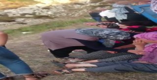 Şilede Denize Giren Genç Kızdan Haber Alınamıyor