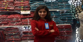 Mağazalarda Okul Dönemi Yoğunluğu Yaşanıyor