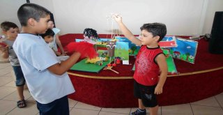 Bayraklıda ‘Kukla Tiyatrosu