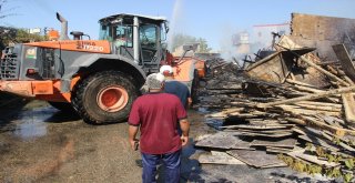 Şanlıurfada Yangın Sonrası Hasar Tespiti Çalışmaları Başlatıldı