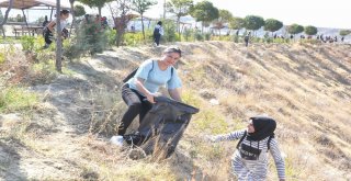 Öğrenciler Önce Ders Sonra Temizlik Yaptılar