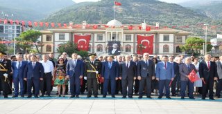 Manisada 30 Ağustos Kutlandı