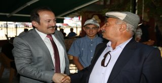 Vali Ali Hamza Pehlivan, Gurbetçi Vatandaşlarla Bir Araya Geldi