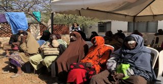 Tikadan Kenyalı Katarakt Hastalarına Göz Sağlığı Kampı