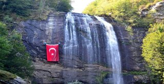 Suuçtu Zirvesinde Kurtuluş Coşkusu