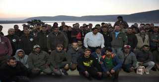 Sandıklıda Geleneksel Sportif Sazan Balığı Yakalama Yarışması Düzenlendi