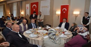 Gümüşhanede Şehit Yakınları Ve Gazilere Yemek Verildi