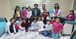 Vanda Çocuklar Yaşlılar İle Buluştu