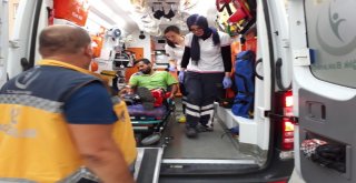 Çöp Toplama Kamyonu İle Taksi Arasında Kalan İşçi Yaralandı