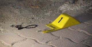 Kız Kardeşinin Sevgilisiyle Kavga Etti: 1İ Ağır, 3 Yaralı