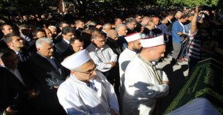 Eski Milli Eğitim Bakanı Yılmazın Acı Günü