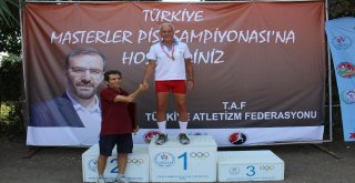 Veteran Atlet Kaçardan 4 Madalya Birden