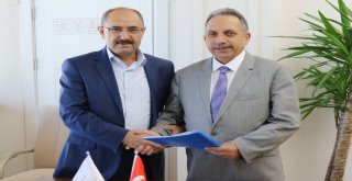 Van Büyükşehir Belediyesinden 15 İle 5 Bin Adet Sıvat