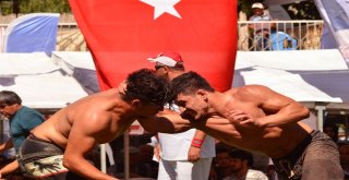 Mersin Karakucak Güreşlerine Hazır