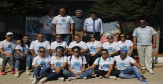 Başkan Çetin: “Dünya Çocuklar Güldükçe Güzel”