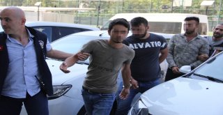 Minibüsçüyü Darp Edip Para Gasbı İddiasına 3 Gözaltı