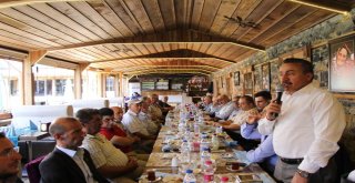 Başkan Tutaldan Gaziler Onuruna Yemek