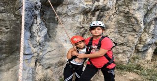 (Özel) 5 Yaşında 16 Metrede Sınav Verdi