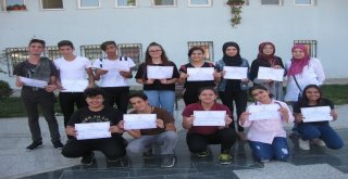 Dart Kursiyerleri Belgelerini Aldı