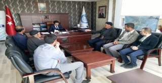 Çaldıranlı Vatandaşlar, Kaymakamlık Ve Belediye Kapılarının Kendilerine Açık Olmasından Memnun