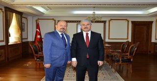 Gazi İlkokulu 1973 Mezunları Vali Akından Gazi İlkokulu İsminin Yeni Bir Okula Verilmesini Talep Etti