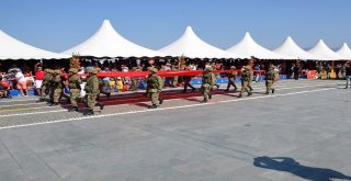 İzmirde 30 Ağustos Zafer Bayramı Coşkusu