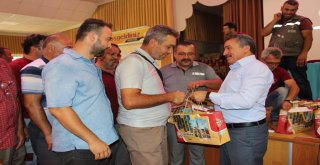 Başkan Tutal, Belediye Personeliyle Bayramlaştı