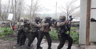 Jandarmadan Terör Operasyonu