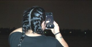 Kanlı Ay Tutulmasını Bici Bici Yiyerek İzlediler