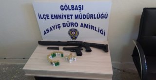 Şüpheli Araç İçerisinden Pompalı Av Tüfeği Çıktı