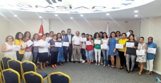 Rehber Personel Kursiyerleri Sertifikalarını Aldı