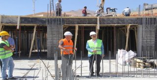 Başkan Vekili Öztürk İnşaat Çalışmalarını Yerinde İnceledi