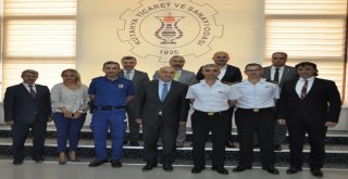 Jandarma Halkın Hizmetinde