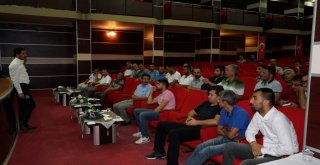 Petshop İşletmecilerine Eğitim Verildi