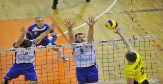 Mobilya Kupası: Halkbank: 3 - Fenerbahçe: 1