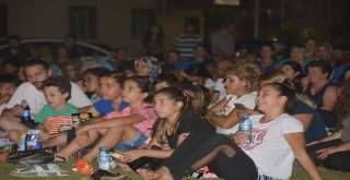 Aliağada Açık Yaz Sinema Günlerine Yoğun İlgi