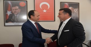 Başkan Bakıcı Partililerle Bayramlaştı