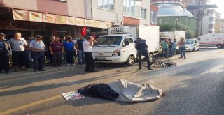 Dikkatsizce Açılan Kapı Bayan Sağlıkçıyı Hayattan Kopardı