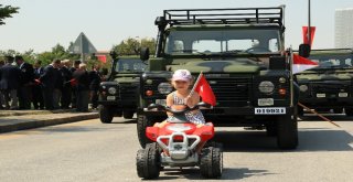 Tbmmden Eski Meclis Önüne Geçit Töreni Düzenlendi